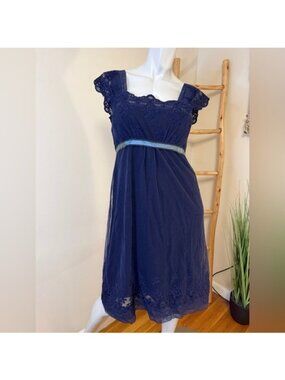 Carolina Herrera Navy Blue Lace Overlay Dress Vintage Y2K Size 6